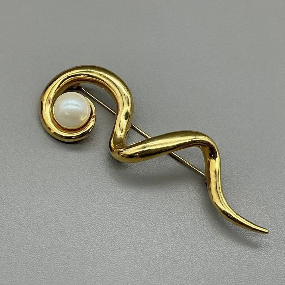 Avon vintage gold